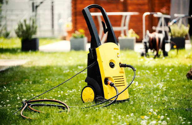 Best Sidewalk and Walkway Cleaning  in Columbia City, OR